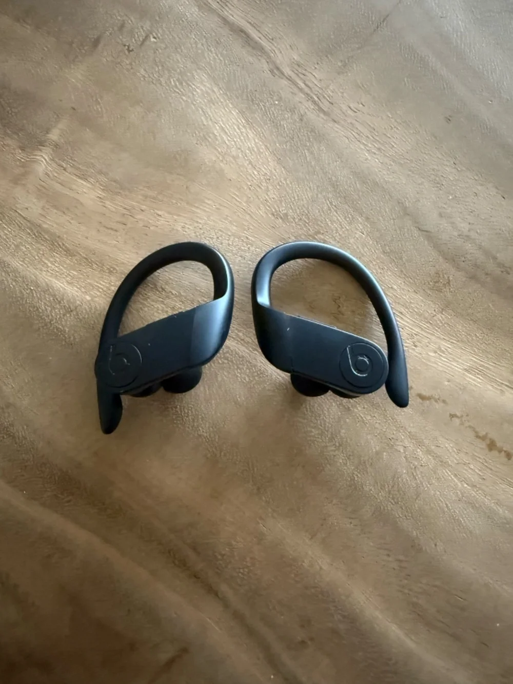 Power Beats Pro - Picture 2 of 6